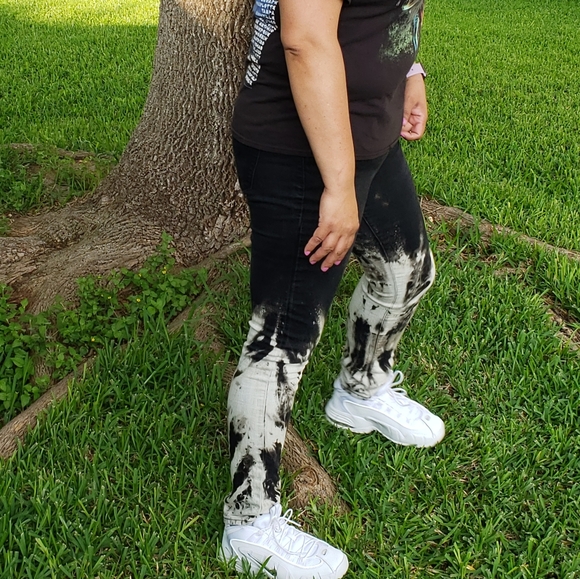 Old Navy Bleach dyed jeans size 6 - Picture 4 of 12